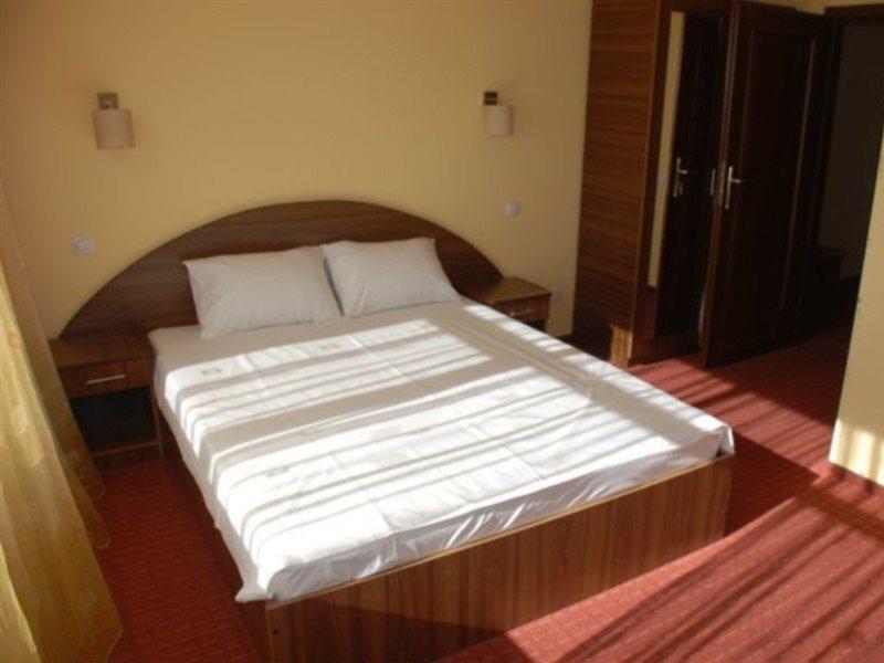 Hotel Coliseum Calafat Ngoại thất bức ảnh