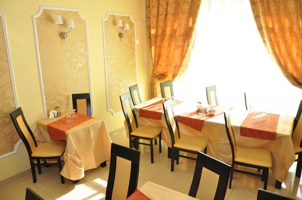 Hotel Coliseum Calafat Ngoại thất bức ảnh